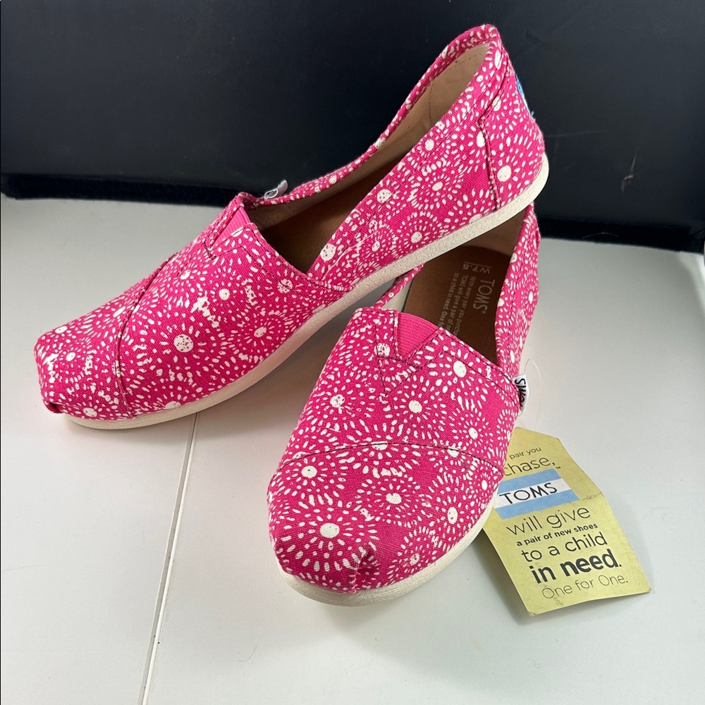 TOMS Women's Pink Patterned Loafers Fuchsia Shibori Dots
